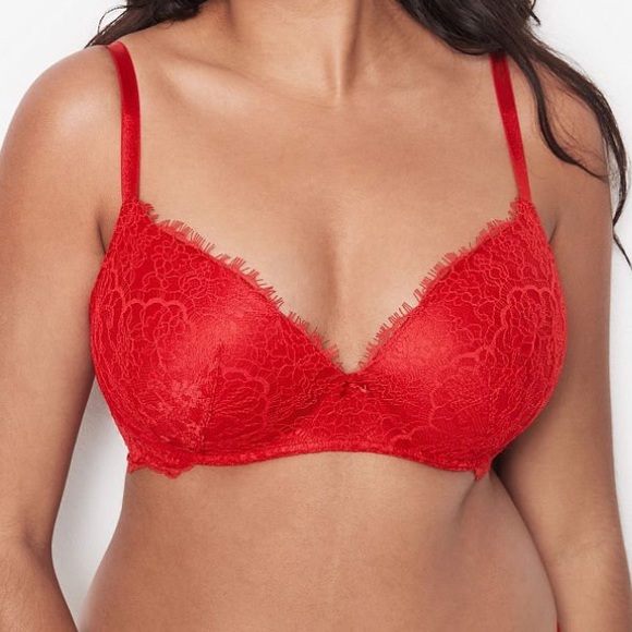 NwT Victoria secret red lace dream angels bra and thong - Picture 2 of 9